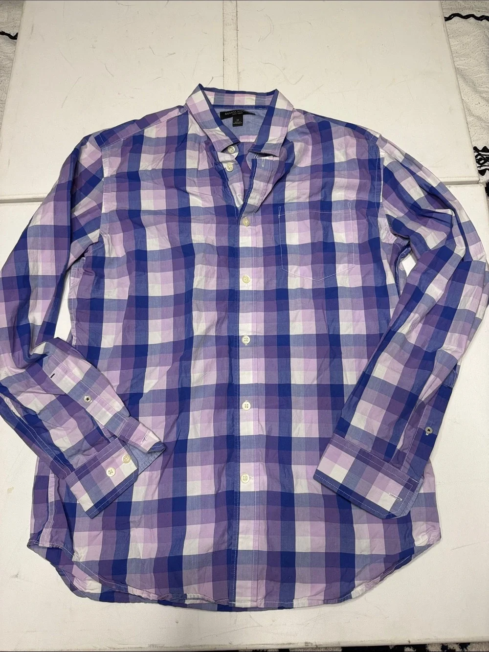 Banana Republic Men’s Medium Purple Plaid Button-Down Shirt Long Sleeve Cotton